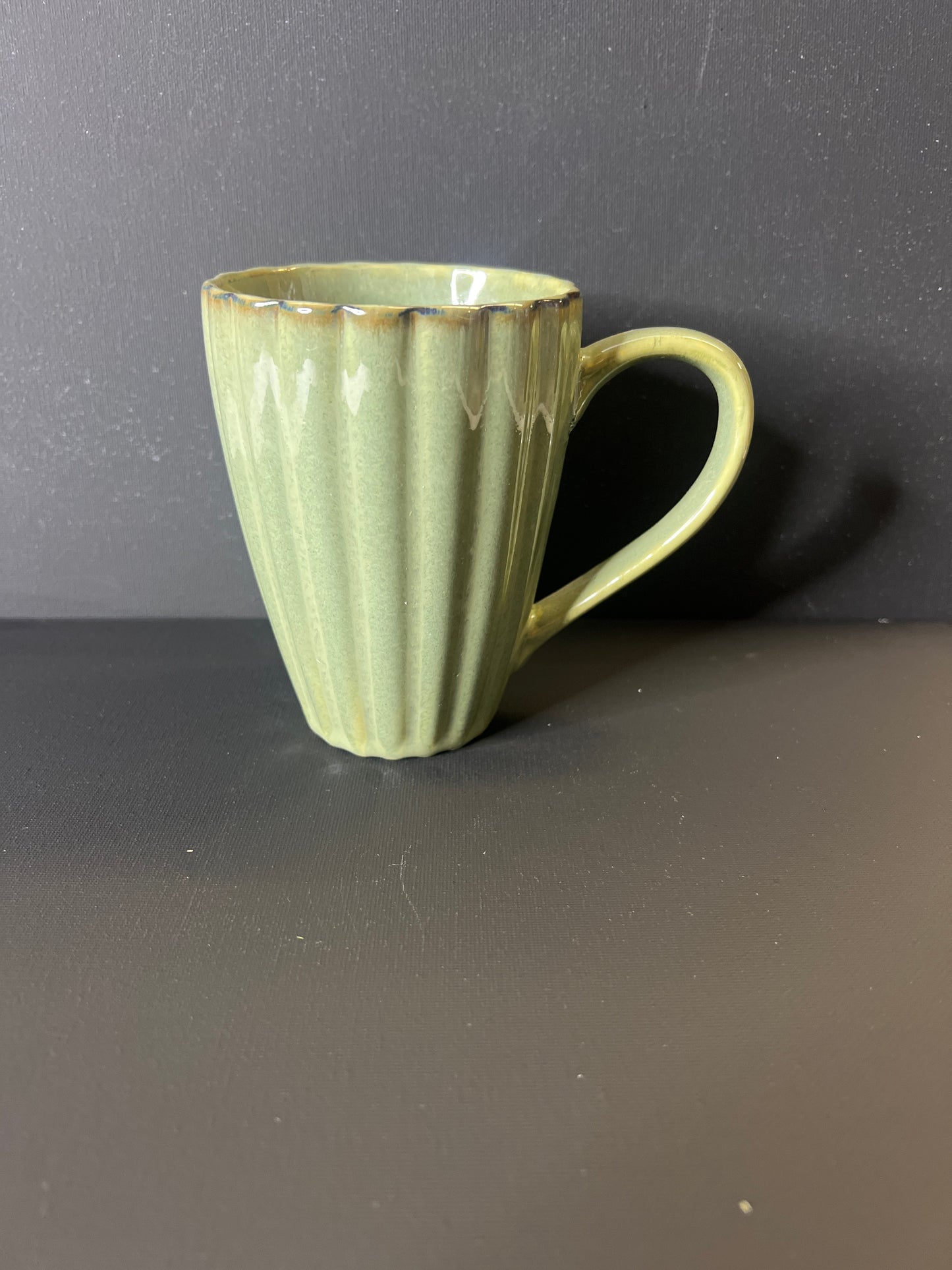 4 3/4" Tall Mug Green