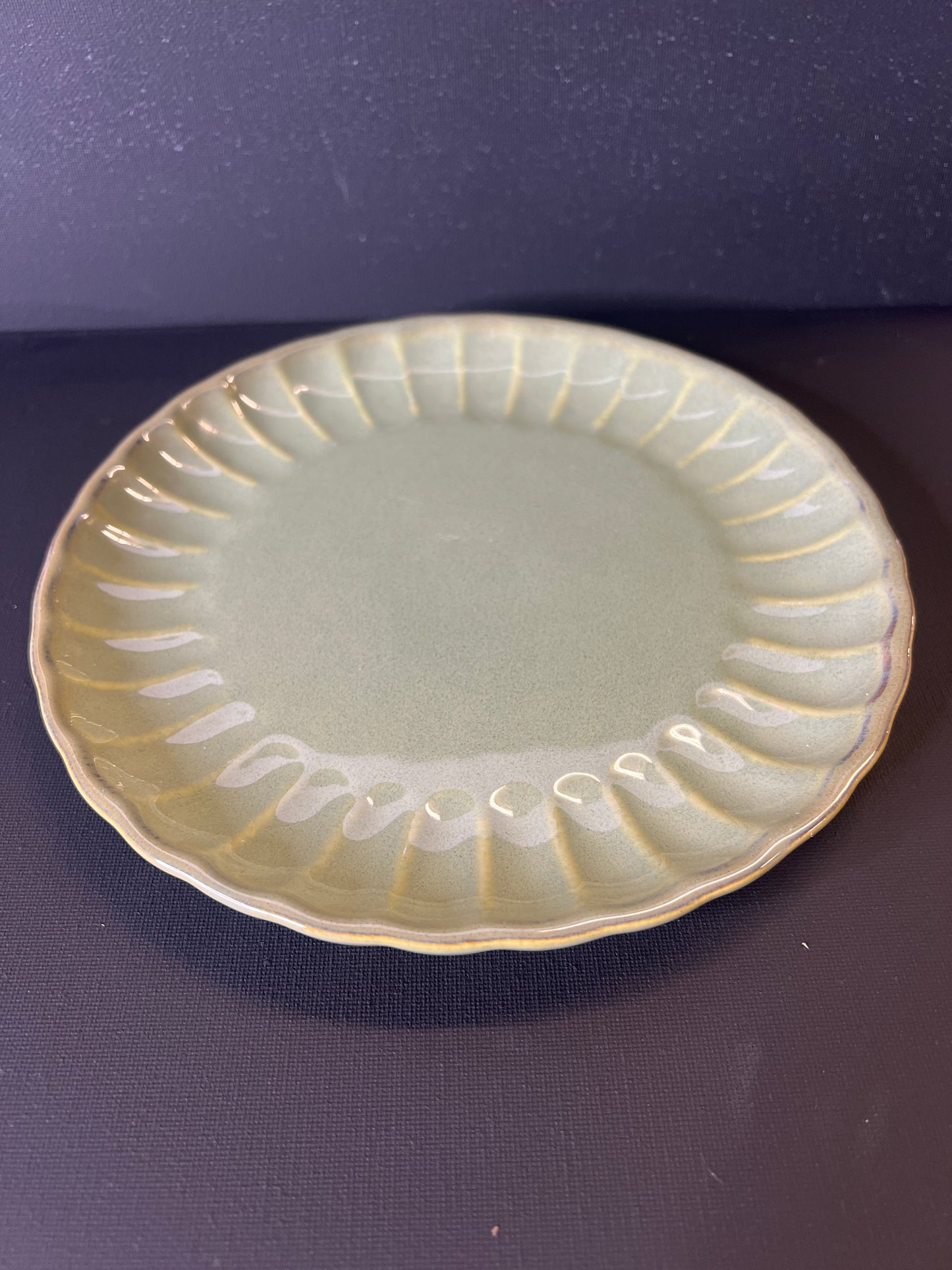 7 3/4" Plate Green