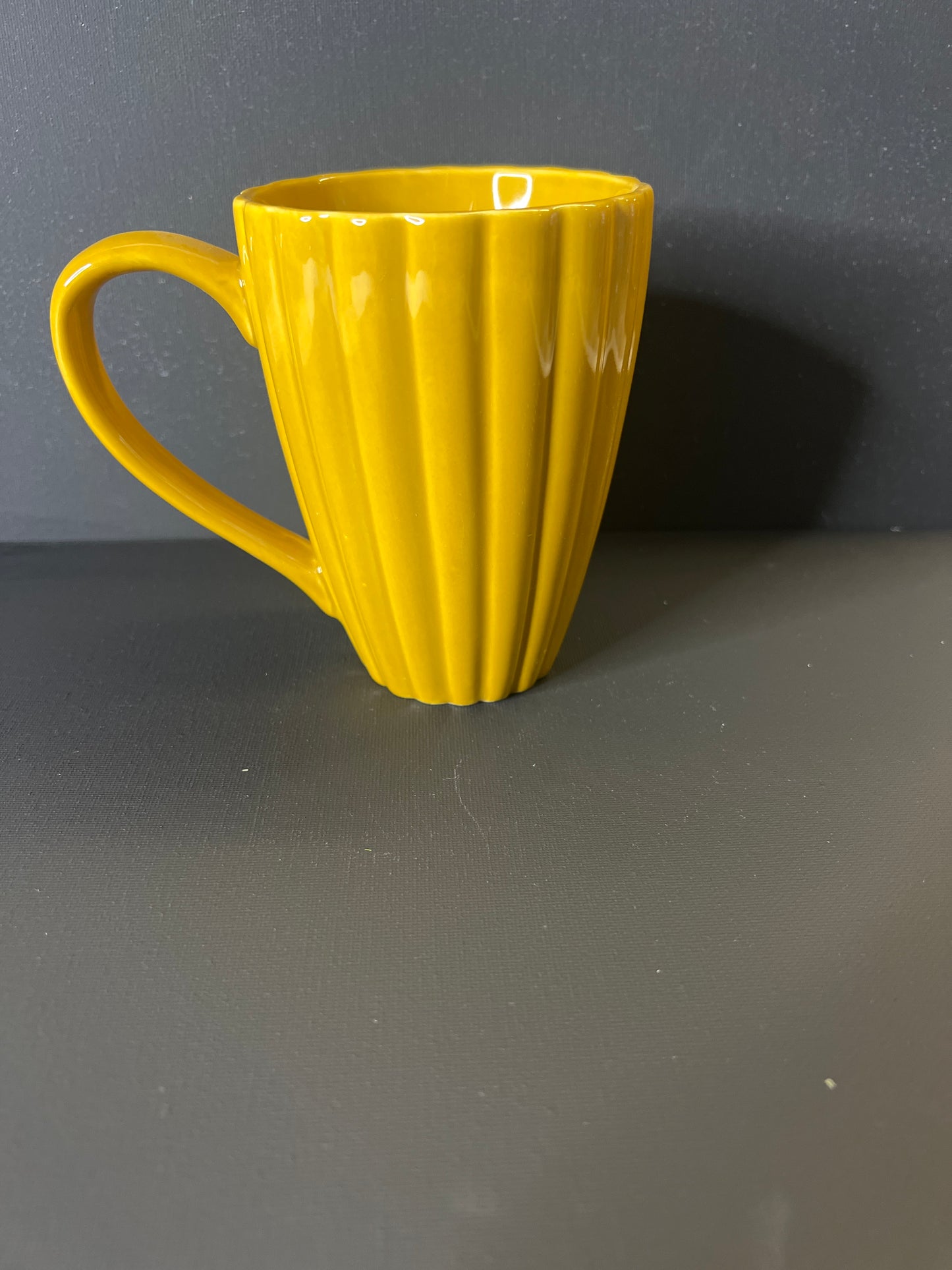 4 3/4" Tall Mug Mustard
