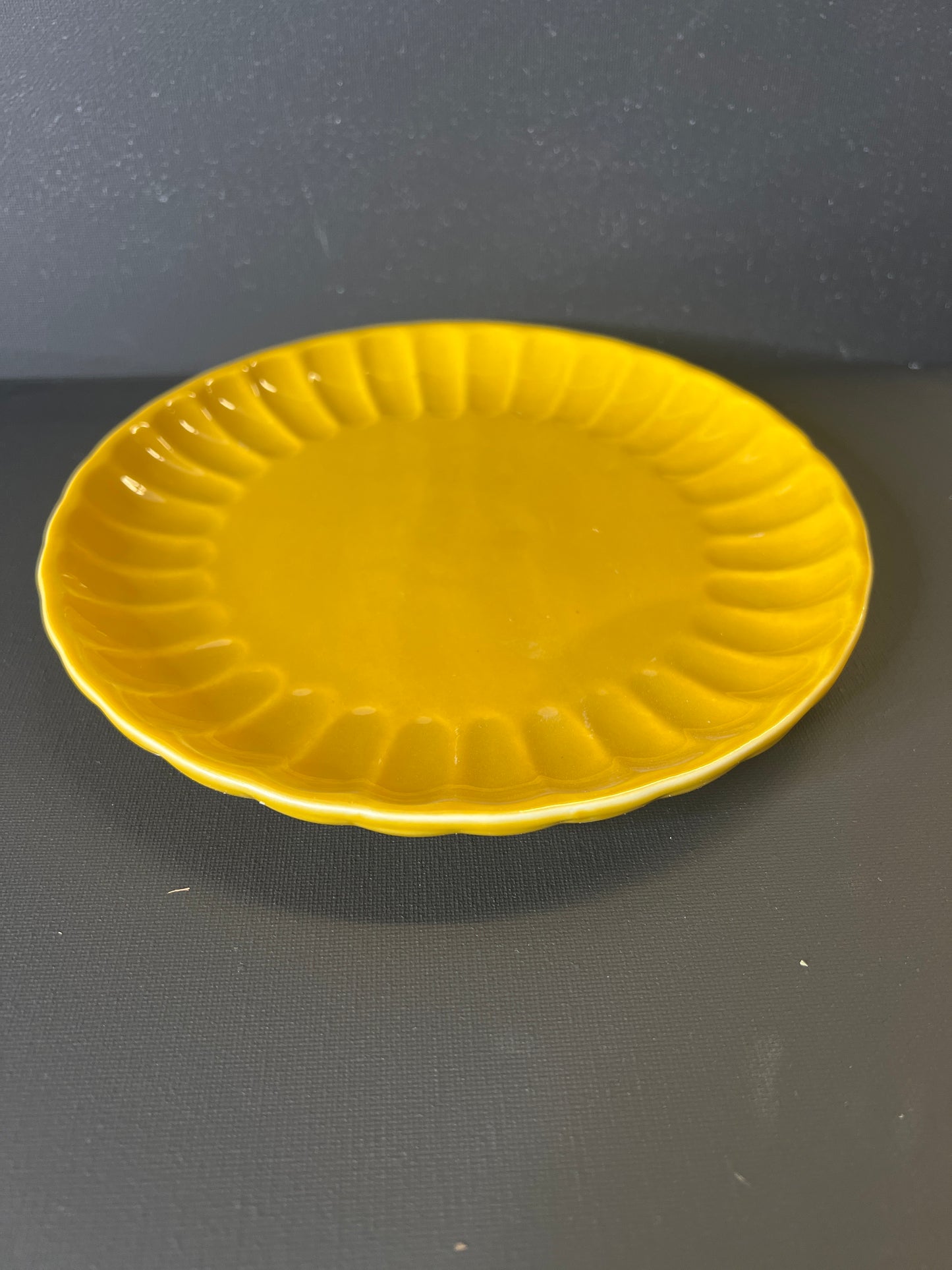 7 3/4" Plate Mustard