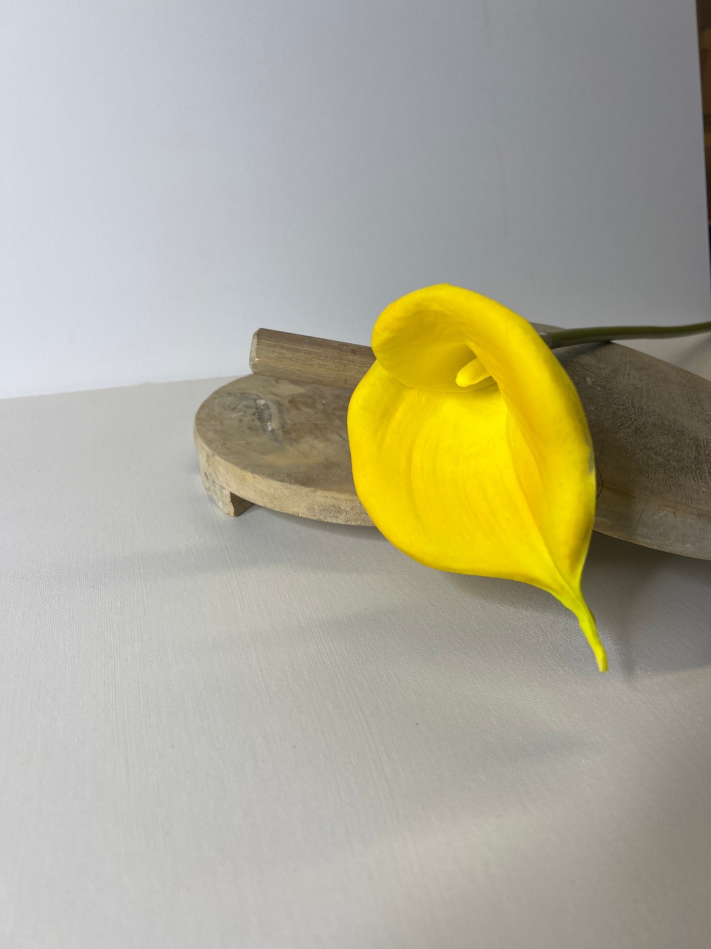 29" Calla Lily Yellow