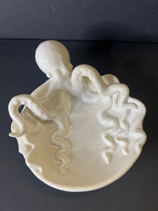 6" X 5" Octopus Dish