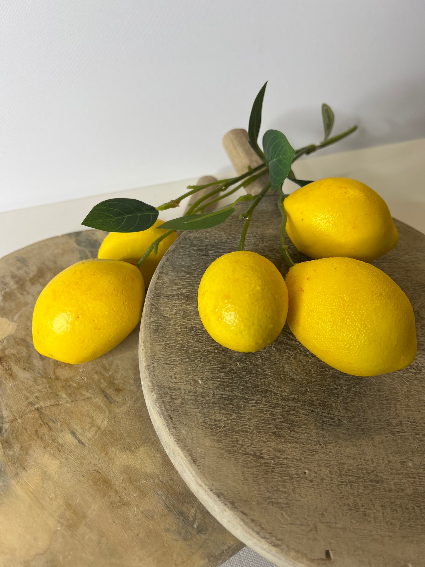 15" Lemon Spray