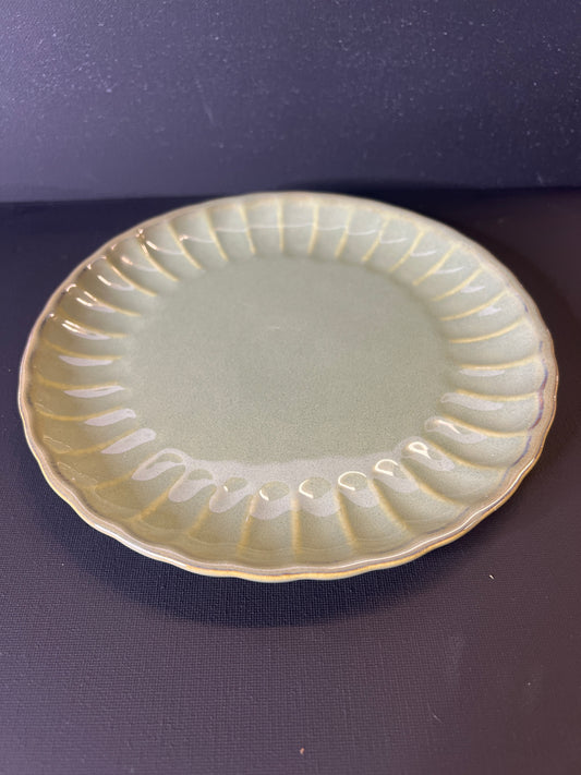 7 3/4" Plate Green