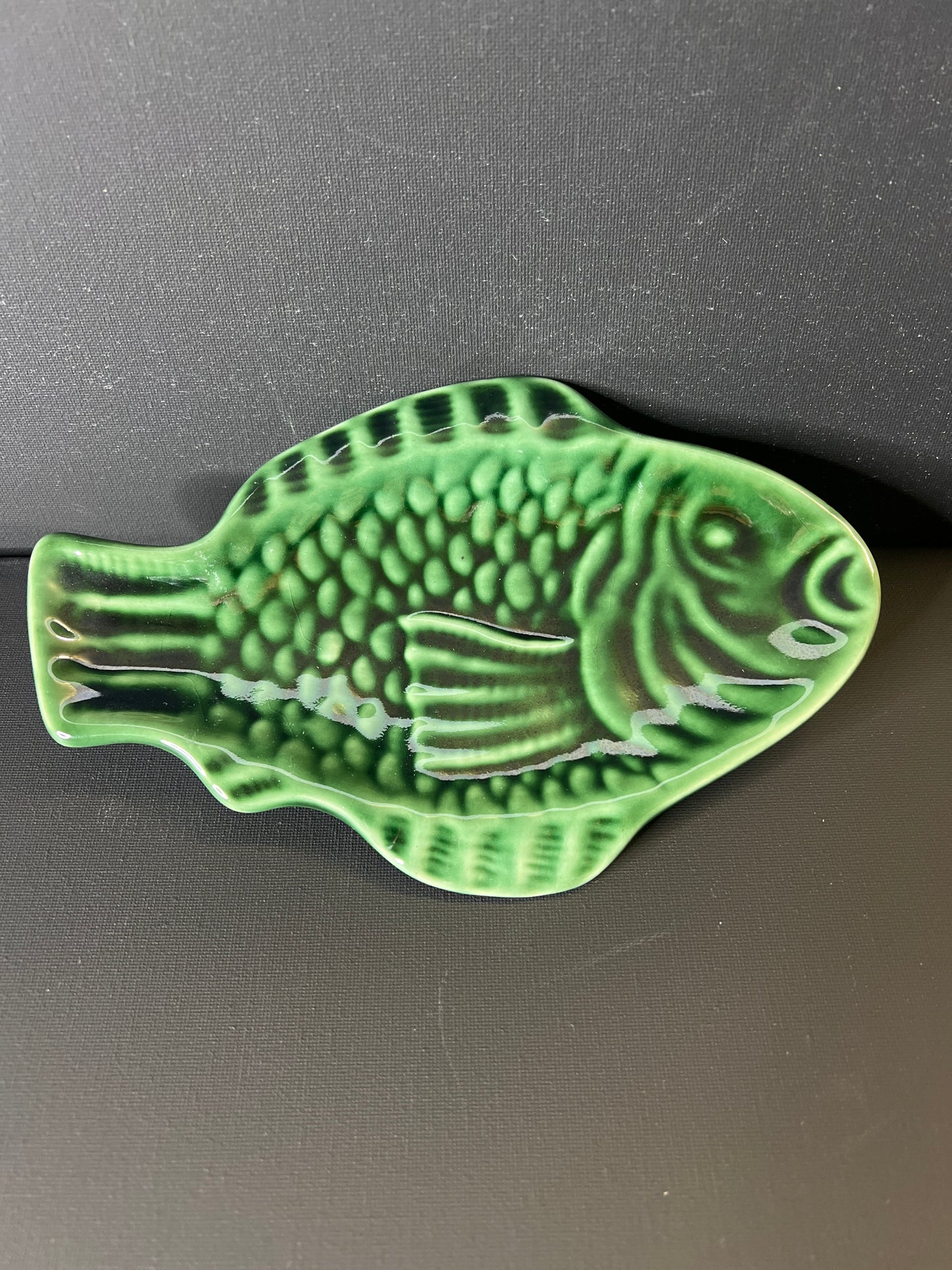 9" Fish Dish Green