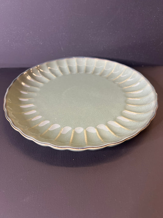 10 1/2" Plate Green